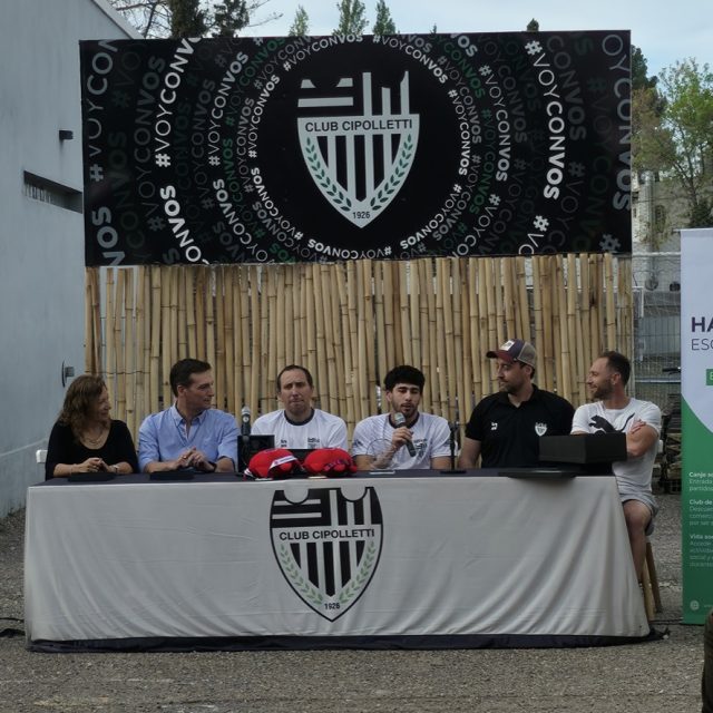 Iñaki Basiloff: Un campeón que inspira dentro y fuera del agua.